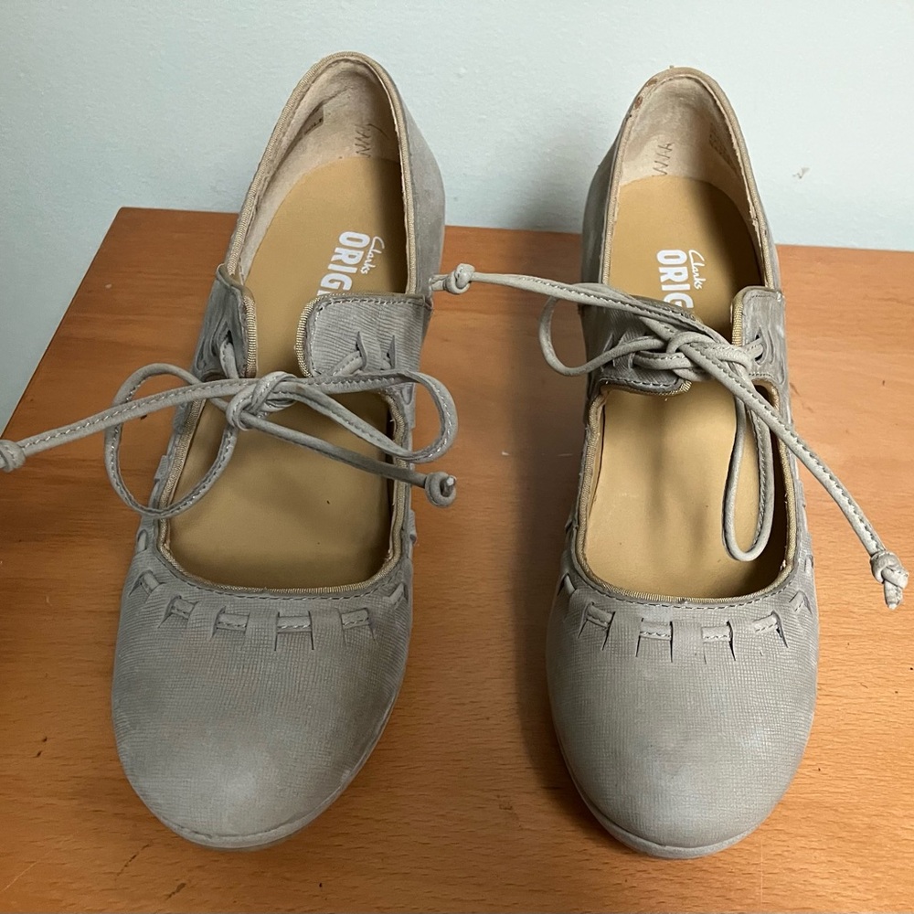 Clarks Beige Suede Shoes
